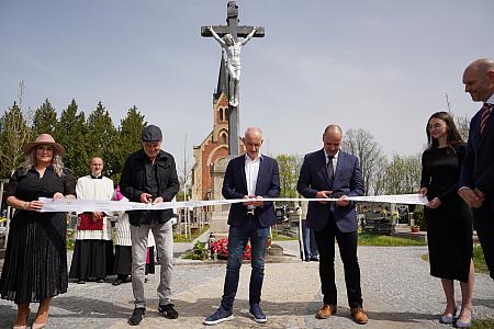 Zrekonstruovaný hřbitov byl slavnostně otevřen a vysvěcen, zdroj: Tomáš Kasal